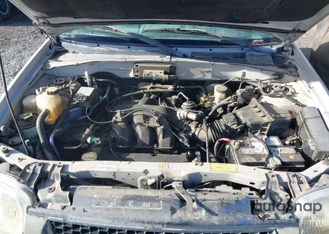 2002 Ford Escape Xls из США, поврежденный, VIN 1FMYU02102KC83371